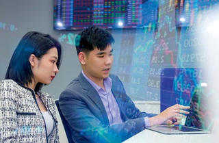 'TTCK Việt Nam sẽ phục hồi từ tháng 9, cuối năm VN-Index có thể đạt 1.400 điểm'