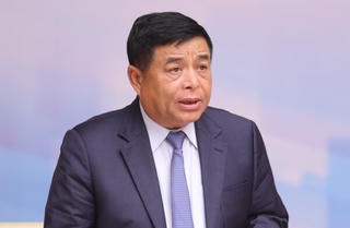 'Nhiều doanh nghiệp lớn phải bán gần hết tài sản và người mua là nước ngoài'