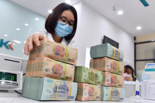 Ngân hàng nhà nước tăng bơm tiền, lãi suất sẽ tiếp tục giảm