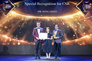 PropertyGuru Vietnam vinh danh Phú Đông Group vì những đóng góp cho xã hội