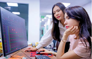 Lợi nhuận công ty chứng khoán: 'Ông lớn' trượt dài, 'tân binh' tỏa sáng