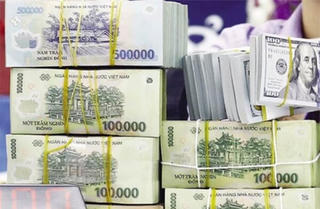 Giá USD ngân hàng tăng nhanh lên mốc 24.500 đồng