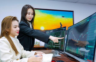 CTCK trước thềm ĐHCĐ: Thị trường khó lường, góc nhìn phân hóa