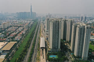 Giá BĐS 2023: Căn hộ tăng vọt, nhà ở thấp tầng và đất nền giảm mạnh