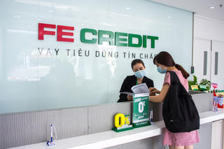 1.300 tỷ đồng trái phiếu chảy về FE Credit