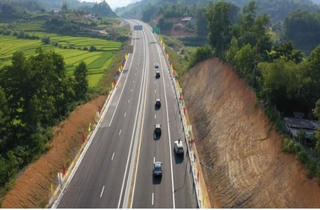 Hòa Bình: Chỉ giảm 1,5 tỷ, nhà thầu duy nhất thắng thầu dự án giao thông 1.600 tỷ