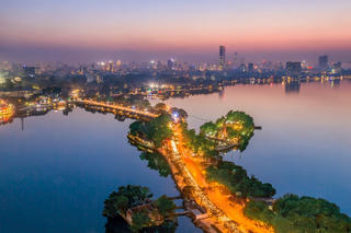 Một vòng Hồ Tây ngắm hoàng hôn tuyệt đẹp