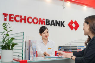 Techcombank: Lợi nhuận vượt tỷ USD, nợ xấu dưới 1%