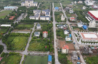 Định giá đất: Cần tránh tình trạng 'vừa đá bóng vừa thổi còi'