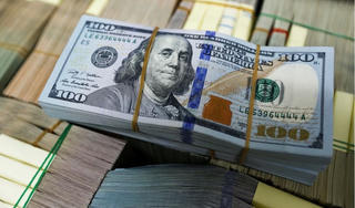 Tỷ giá VND/USD đột ngột 'dậy sóng': Nỗi lo cuối năm lại dồn về