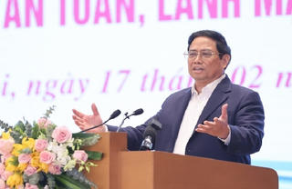 Thủ tướng: Các doanh nghiệp bất động sản phải có trách nhiệm với chính mình