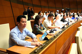 Quốc hội thông qua Luật Nhà ở: 'Siết' quản lý chung cư mini, thêm nguồn lực làm NƠXH