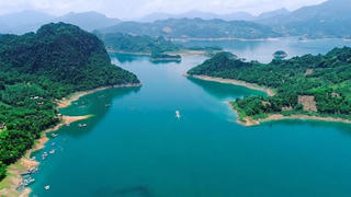 VinaCapital đề xuất đầu tư khu nghỉ dưỡng sinh thái tại khu vực hồ Hòa Bình