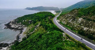 Cung đường ven biển 120km tuyệt đẹp ôm trọn Hà Tĩnh, giúp tăng cường kết nối giao thông giữa 3 tỉnh miền Trung Việt Nam