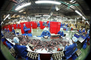IMF: Tăng trưởng kinh tế của Việt Nam sẽ phục hồi vào nửa cuối năm