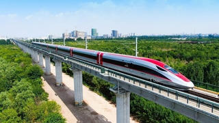 Bộ Xây dựng, Bộ Tài chính, Bộ Công an... cho ý kiến về đề xuất làm đường sắt tốc độ cao của VinSpeed