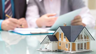 Xem xét đề xuất tổ chức xử lý nợ xấu được thu giữ tài sản bảo đảm