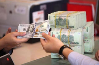 Israel bị tấn công, USD toàn cầu tăng vọt: Tỷ giá VND/USD thêm nguy cơ mới
