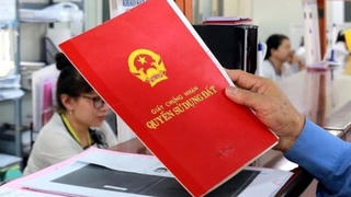 Bỏ công chứng hợp đồng tặng, cho bất động sản: Cần đánh giá thận trọng