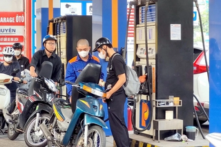 DN xăng dầu tự quyết giá bán: Lo doanh nghiệp đầu mối tự tạo luật chơi