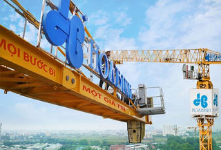 Giá vật liệu xây dựng 'lên đồng', HBC tăng doanh thu nhưng giảm lợi nhuận