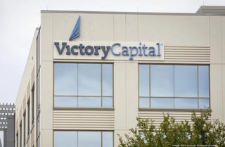 Victory Capital 'quay xe': Hoãn chào bán 100 triệu cổ phiếu riêng lẻ