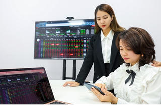 Cẩn trọng kịch bản VN-Index mất mốc 1.030 điểm, về mốc 1.000 điểm