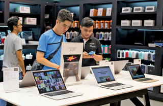 Doanh nghiệp bán lẻ 'giảm tốc'