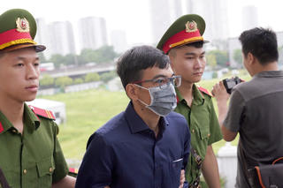 Cựu lãnh Chủ tịch HOSE: 'Vì con vi rút lừa đảo mà phạm tội như ngày hôm nay'
