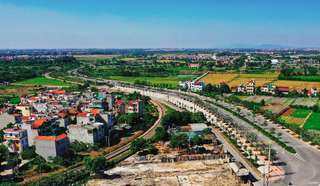 Giá nhà đất tại quận Long Biên và huyện Gia Lâm neo ở mức cao