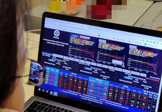 Bán chui cổ phiếu, vợ và em trai Chủ tịch HĐQT Hải Phát bị phạt hơn 700 triệu