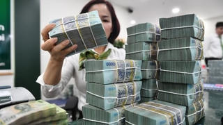 Nhiều ngân hàng đồng loạt hạ lãi suất tiền gửi