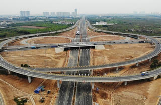 Cổ phiếu nào sẽ được hưởng lợi lớn từ làn sóng đầu tư cơ sở hạ tầng?