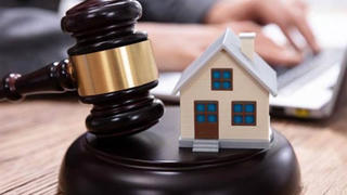 Thu tài sản để trừ nợ, ngân hàng sợ dính tội 'trái đạo đức xã hội'