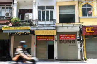 Ngân hàng rao bán loạt nhà phố cổ Hà Nội: Giảm giá mạnh chỉ sau hơn 1 năm