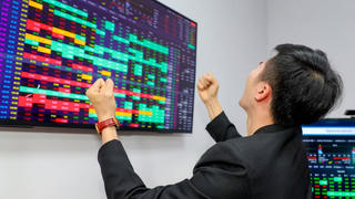 Quỹ đầu tư khoe lãi nhờ nắm cổ phiếu ngân hàng