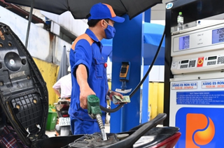 PGS. TS Trần Đình Thiên: Điều hành thị trường xăng dầu ‘đừng đổ lỗi mà hãy tìm cách’