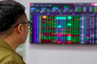 Thị trường diễn biến 'buồn tẻ', loạt công ty chứng khoán công bố lợi nhuận sụt giảm