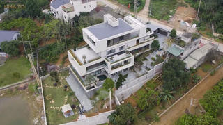 'Siêu' biệt thự 2.500m2 'tựa sơn, hướng thủy' của đại gia BĐS Hà Nội