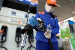 Doanh nghiệp bán lẻ xăng dầu không muốn chiết khấu kiểu "ban phát"