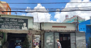 Công nhân mất việc: Chủ nhà trọ, người bán buôn khóc ròng vì 'ế phòng'