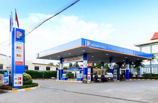 Cổ phiếu khuyến nghị hôm nay 15/6: PLX, STB và TPB