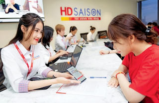 Cú giật lùi giúp định hình lại cách thức cho vay tiêu dùng