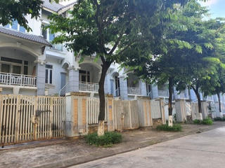 Bất động sản 24h: Diễn biến giá nhà đất sắp tới: Hà Nội tăng chậm lại, TP.HCM ra sao?