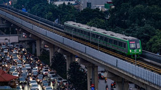 Đường sắt Cát Linh-Hà Đông tăng thêm 7,8 triệu USD: Ai trả?