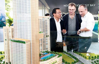 Mua BĐS ở đáy: Khối ngoại nóng lòng rót tiền