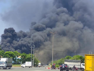 Cháy nhà máy có ảnh hưởng đến hướng đi mới của Tôn Hoa Sen?