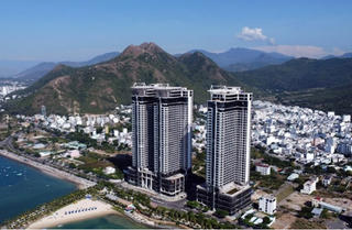 Ngân hàng siết nợ resort, bến du thuyền: 'Đại hạ giá' ế vẫn hoàn ế