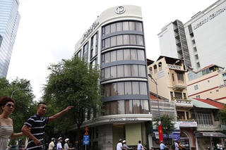 BĐS tuần qua: Nhà đầu tư ngoại rót 66 tỷ USD mua BĐS, 'tay to' Hà Nội rục rịch trở lại Khánh Hòa