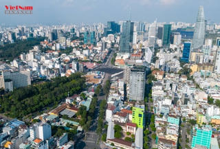 Mua căn hộ siêu sang 300 triệu/m2, nhà đầu tư lỗ đậm hàng tỷ đồng